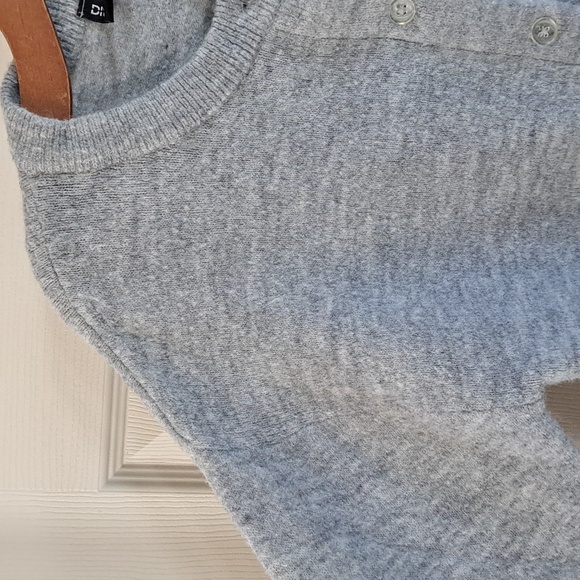 H&M Divided Cropped Button-Up Y2K Soft Wool Blend Cozy Comfy Cardigan Sweater - Picture 3 of 10